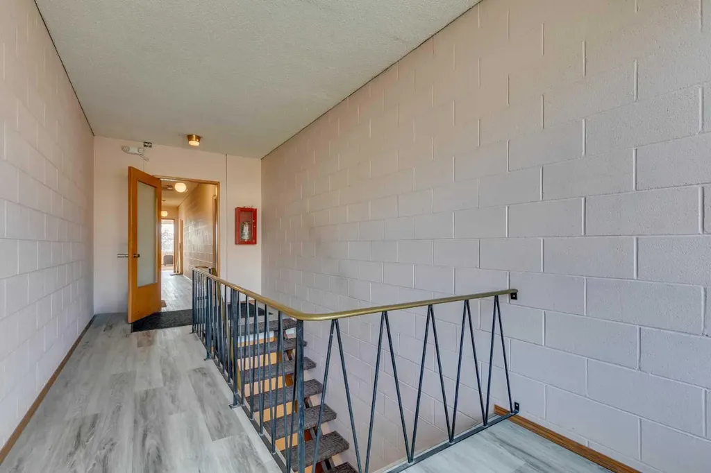 810 Drury Avenue NE Calgary AB T2E0M2