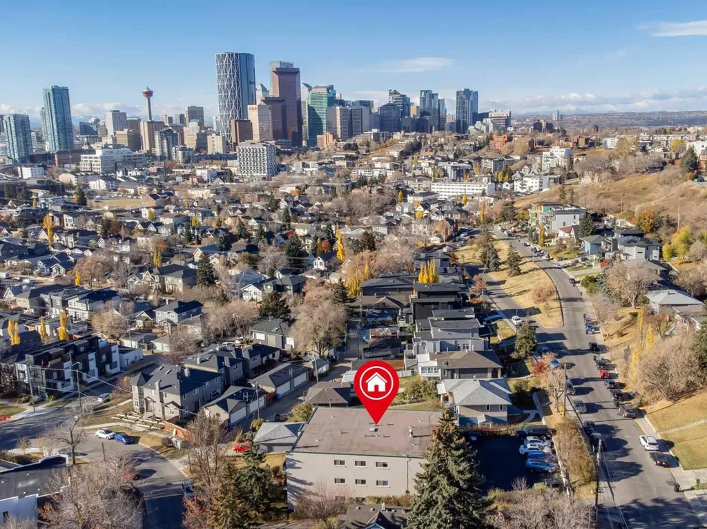 810 Drury Avenue NE Calgary AB T2E0M2