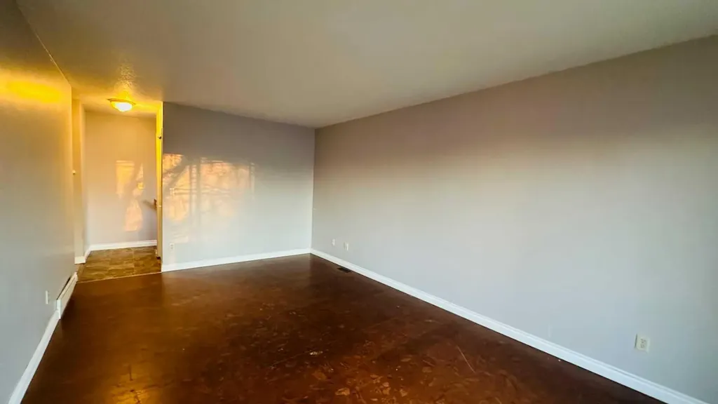 108 Railway Avenue North Morrin AB T0J 2B0