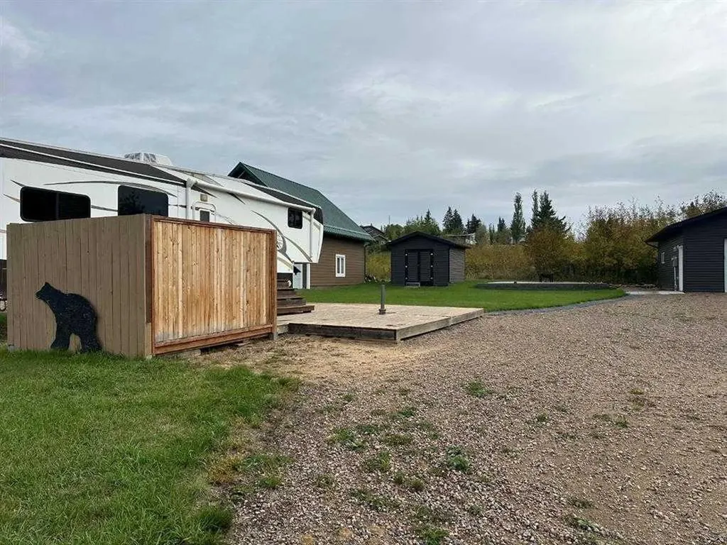 534 Larch Street Lac Des Iles SK S0M 1A0