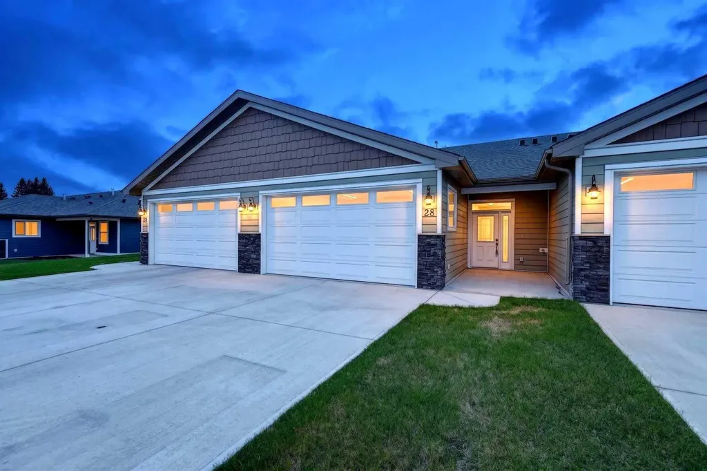 610 4 Avenue SW Sundre AB T0M1X0