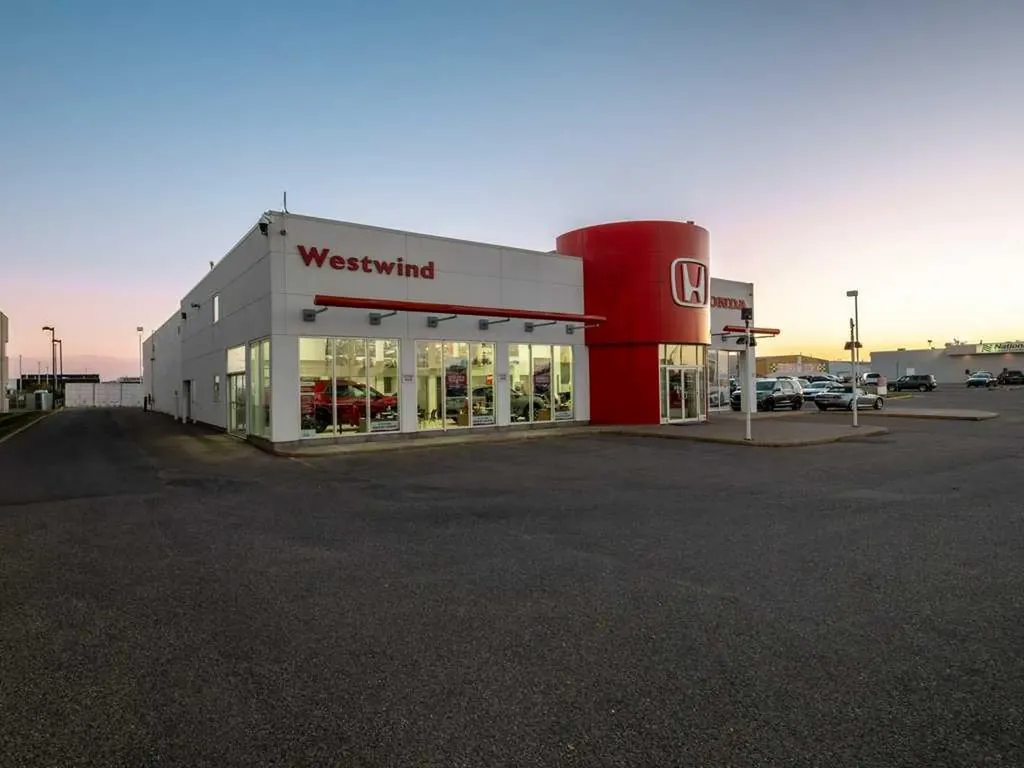 3405 2 Avenue S Lethbridge AB T1J 4V1