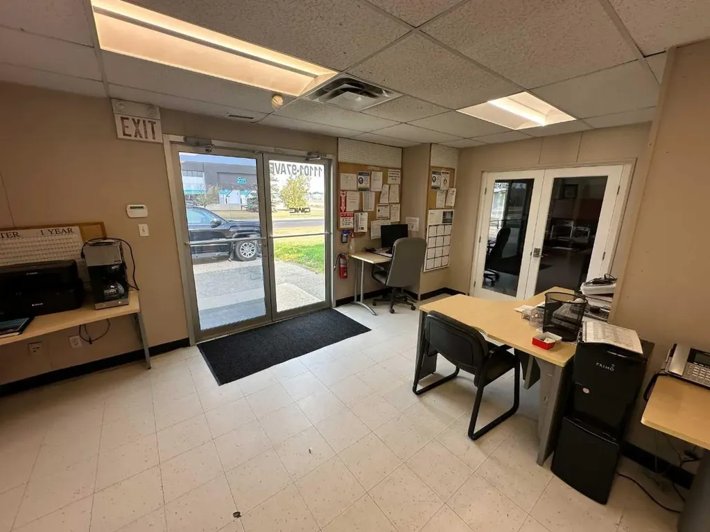 11101 97 Avenue Grande Prairie AB T8V 3J6