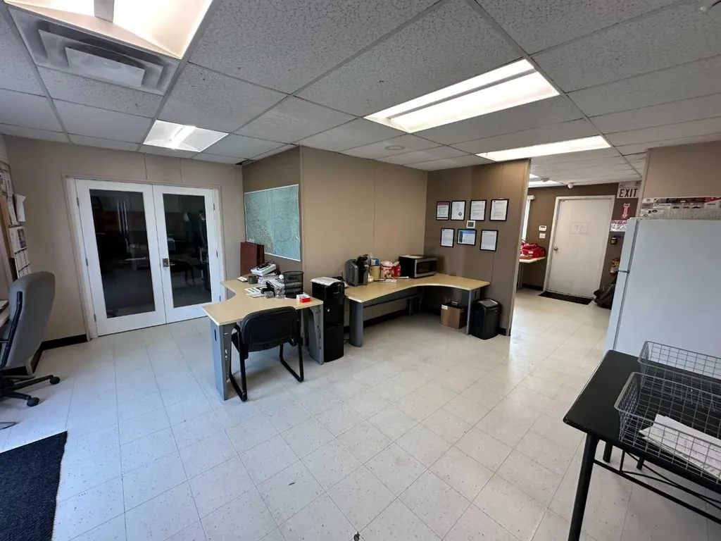 11101 97 Avenue Grande Prairie AB T8V 3J6