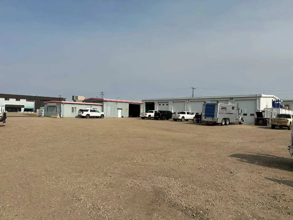 11101 97 Avenue Grande Prairie AB T8V 3J6