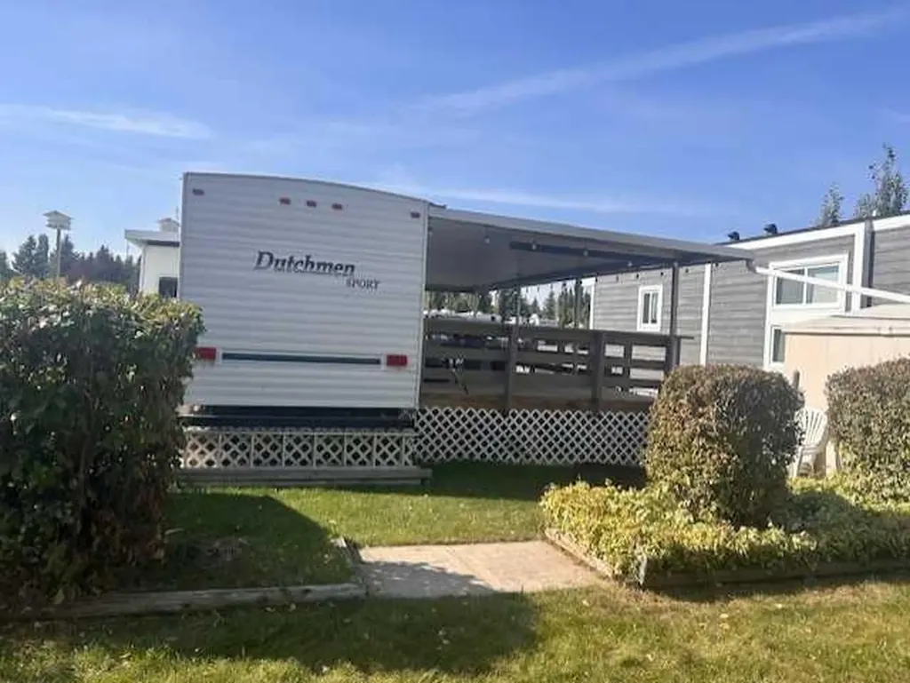 452 2540 Twp 353 Rural Red Deer County AB T4G0K6
