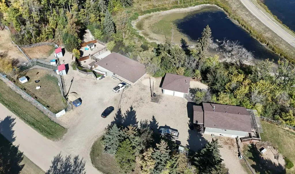 27006 Township Road 405.5 Township Rural Lacombe County AB T4L 1X1
