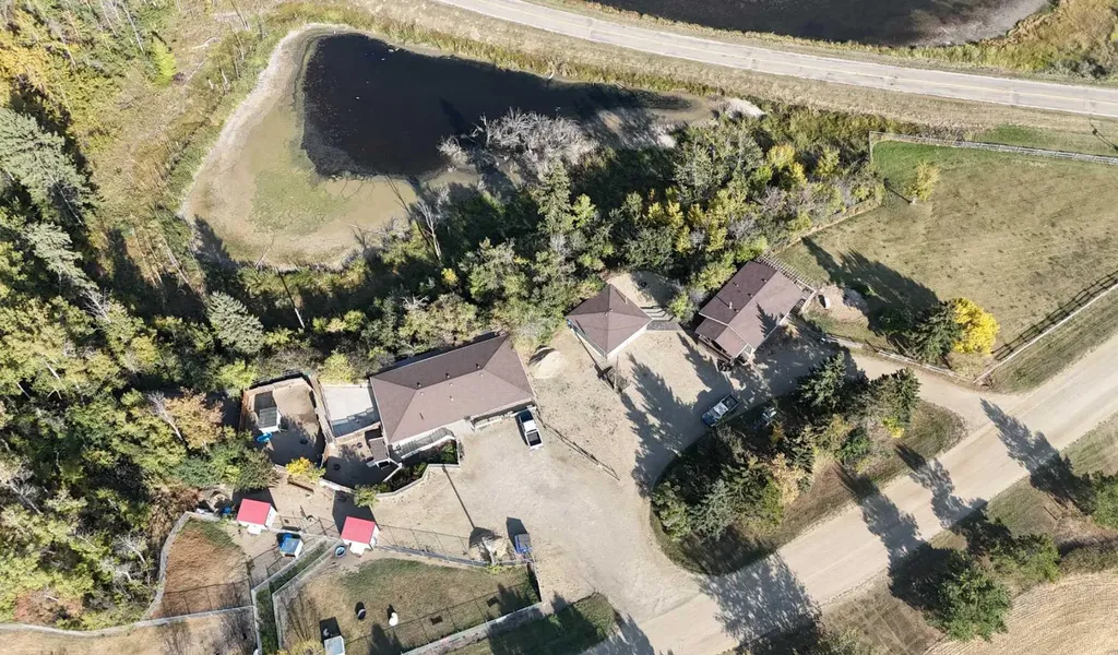 27006 Township Road 405.5 Township Rural Lacombe County AB T4L 1X1