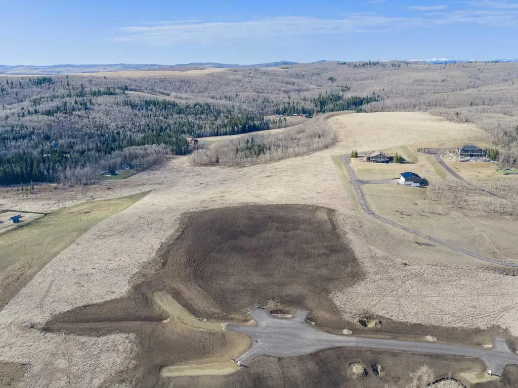 Nw; 20; 22; 2; 5 Rural Foothills County AB T1S2P6