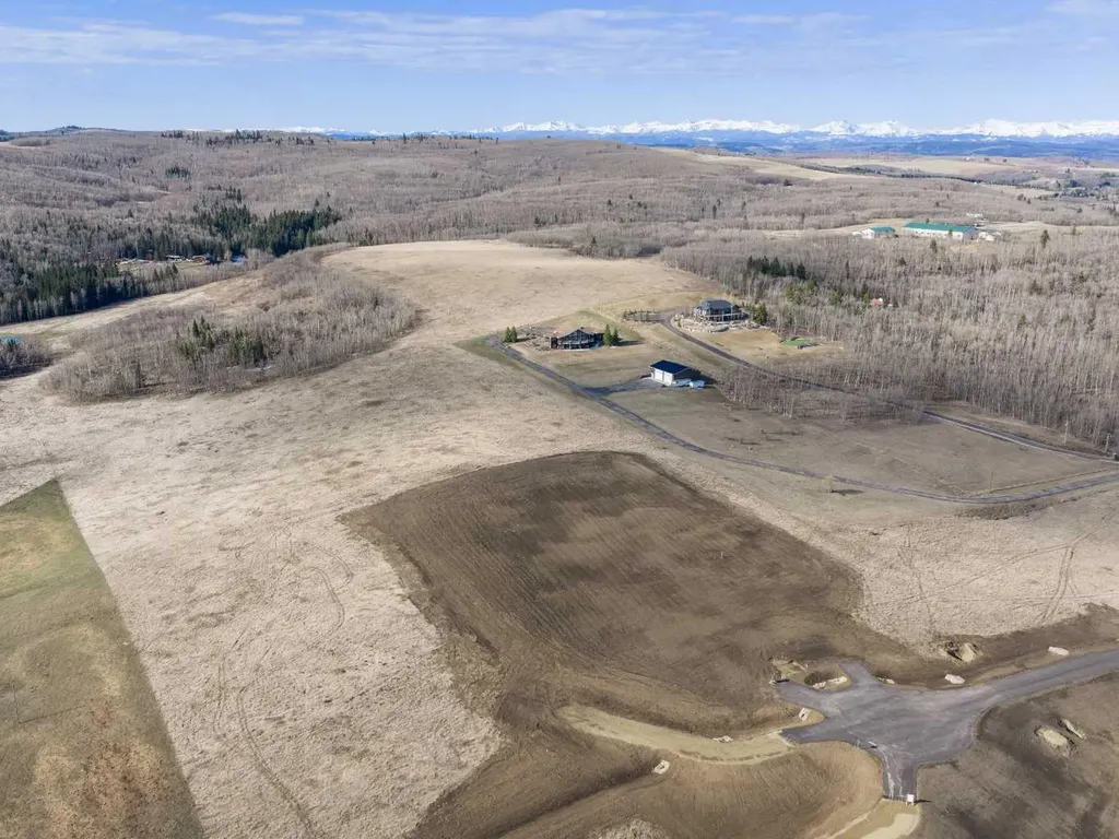 Nw; 20; 22; 2; 5 Rural Foothills County AB T1S2P6