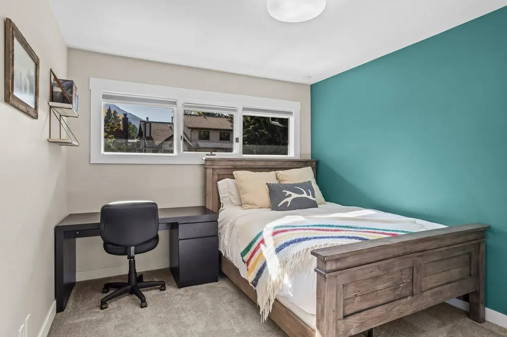 115 Spray Avenue Banff AB T1L 1A1