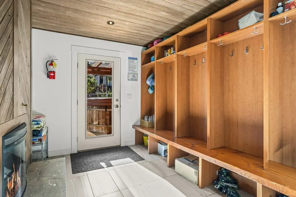 115 Spray Avenue Banff AB T1L 1A1