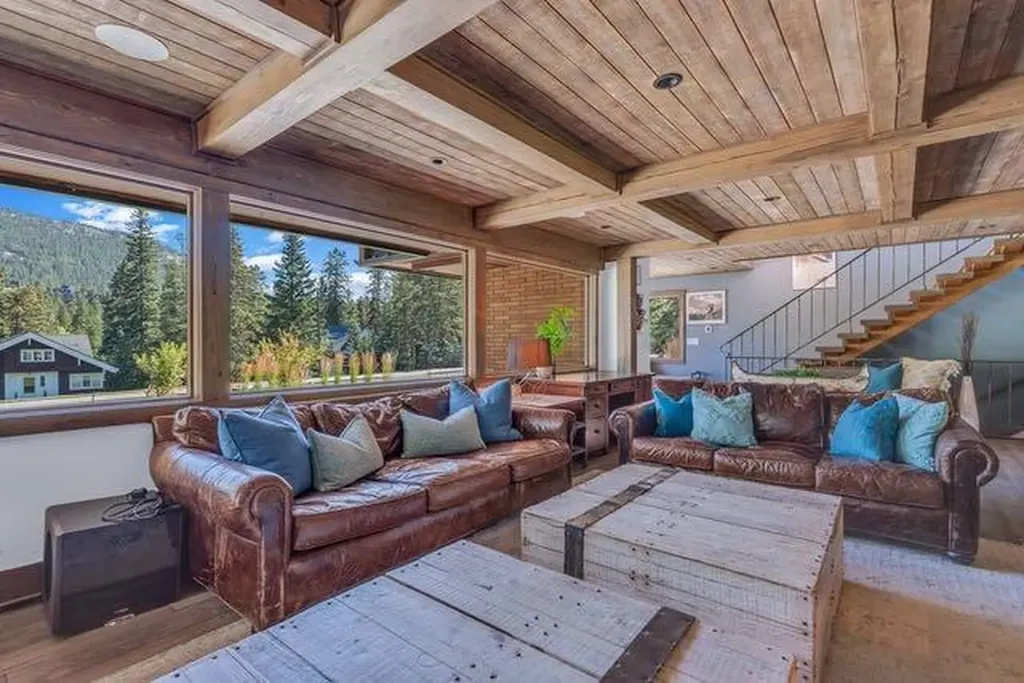 115 Spray Avenue Banff AB T1L 1A1