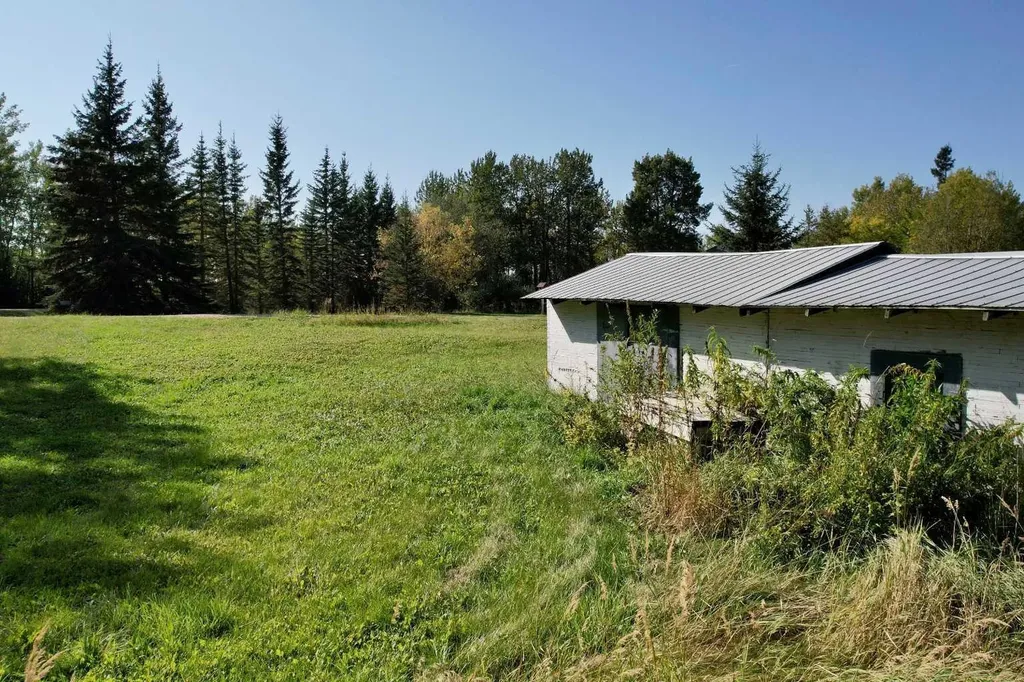 9230 Township Road 584 Rural Lac Ste. Anne County AB T0E 1N0