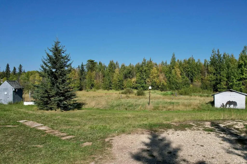 9230 Township Road 584 Rural Lac Ste. Anne County AB T0E 1N0