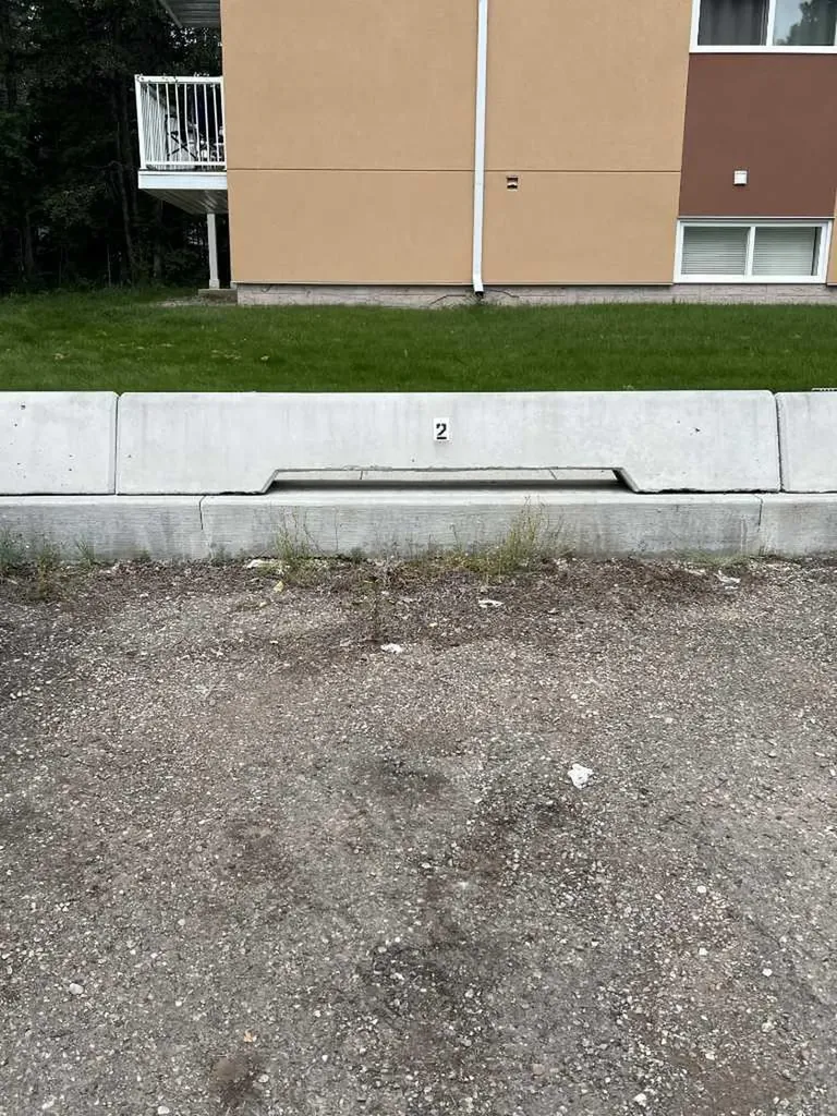 506 41 Street Edson AB T7E 1A9