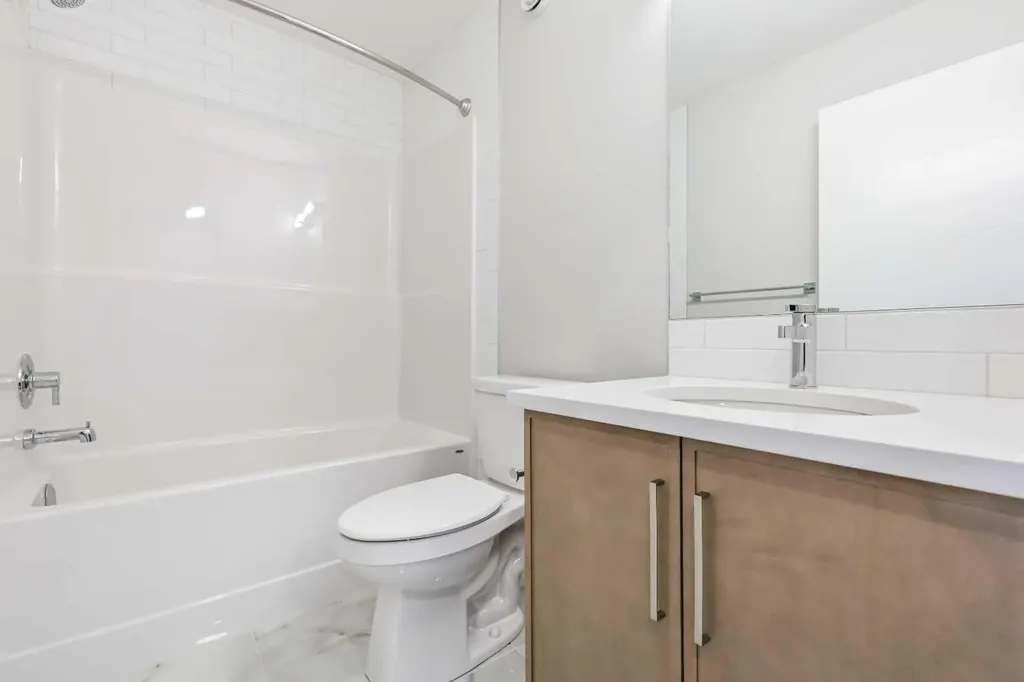 7023 Rangeview Avenue SE Calgary AB T3S 0P9