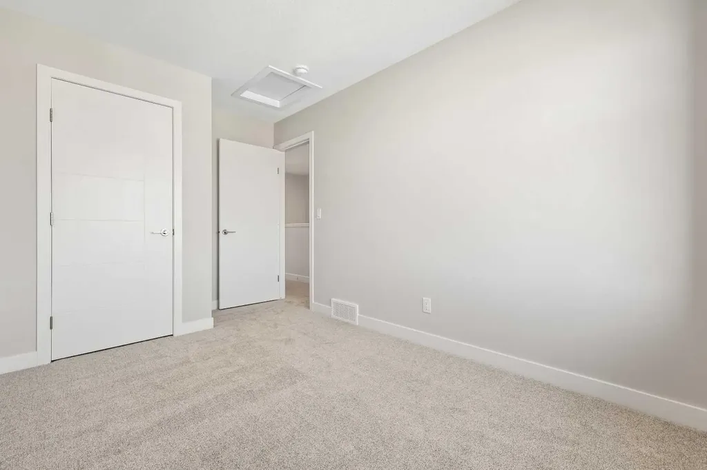 7023 Rangeview Avenue SE Calgary AB T3S 0P9