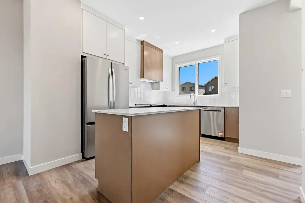 7023 Rangeview Avenue SE Calgary AB T3S 0P9