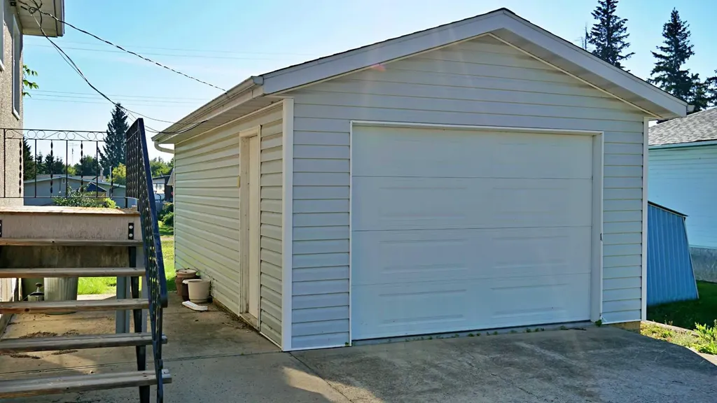 4703 49 Street Myrnam AB T0B 3K0