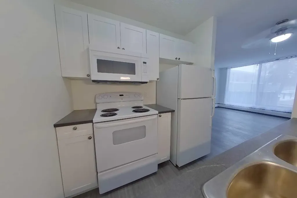 13221 Macdonald Drive Fort Mcmurray AB T9H4H4