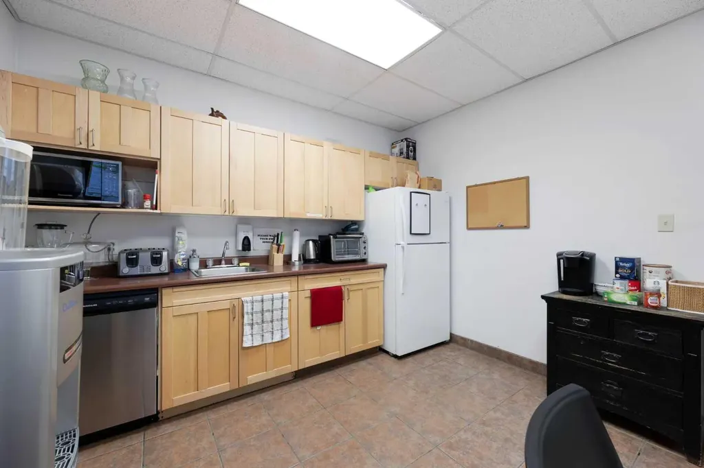 920 Memorial Drive Fort Mcmurray AB T9K 0N9