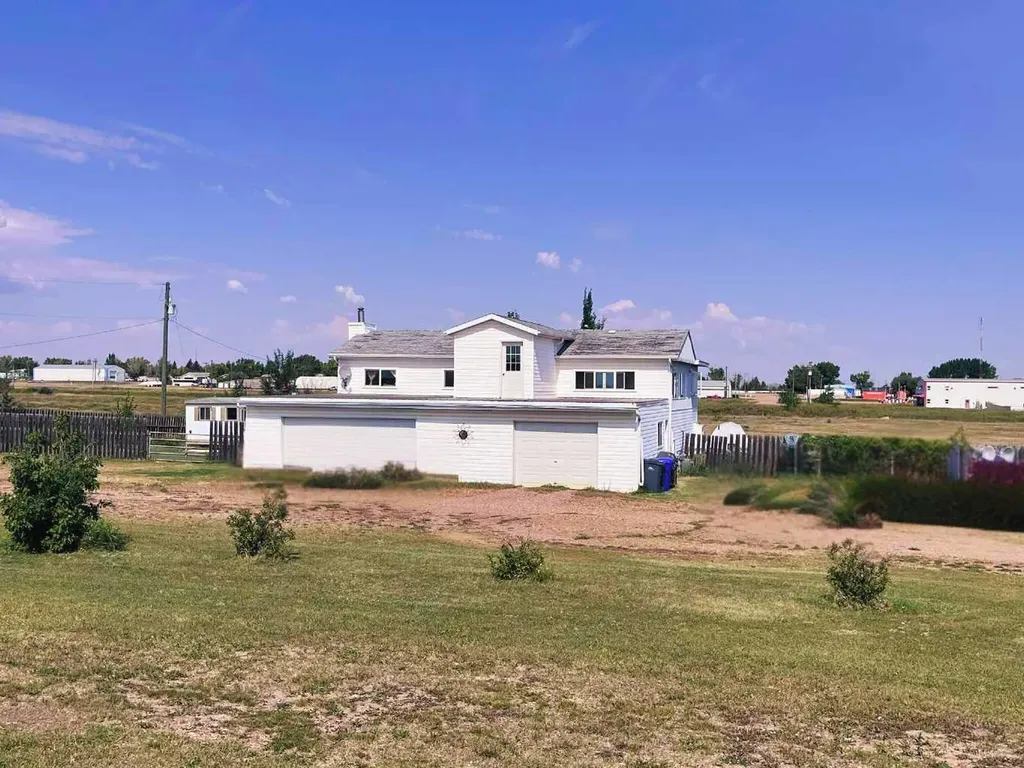 4501 East Service Road Coronation AB T0C1C0