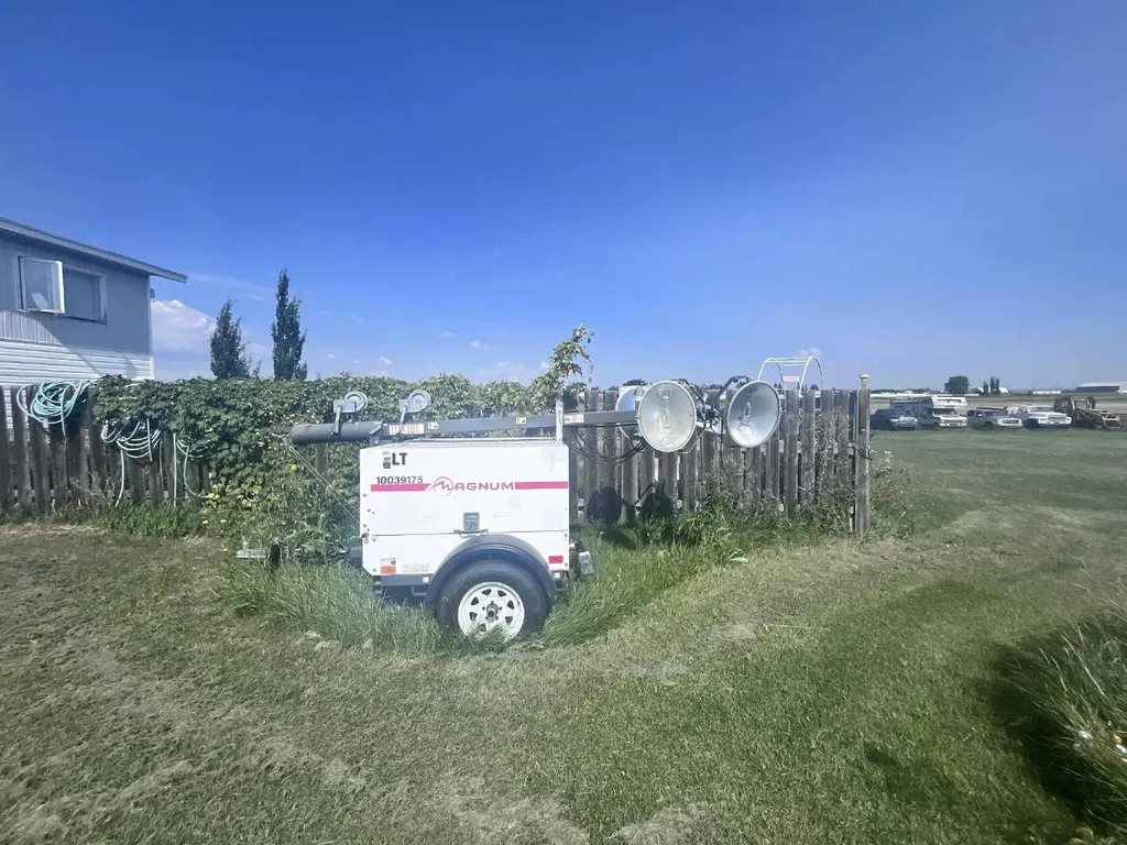 4501 East Service Road Coronation AB T0C1C0
