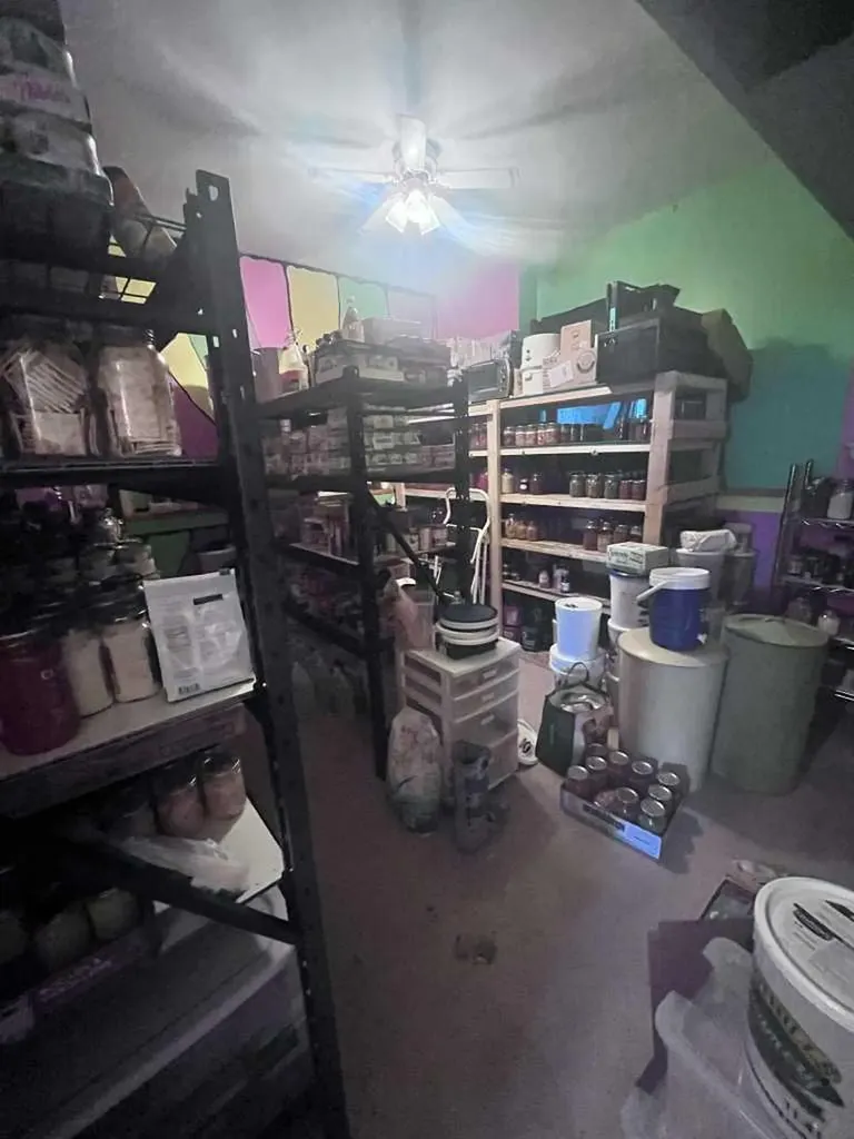 4501 East Service Road Coronation AB T0C1C0