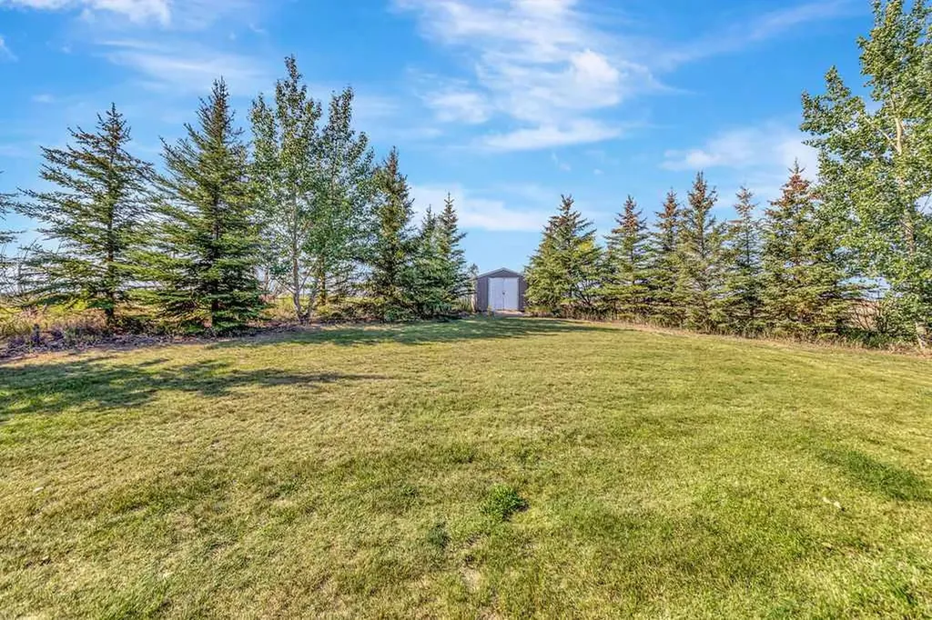 484046 Rr20 Rural Vermilion River County Of AB T9V3K5