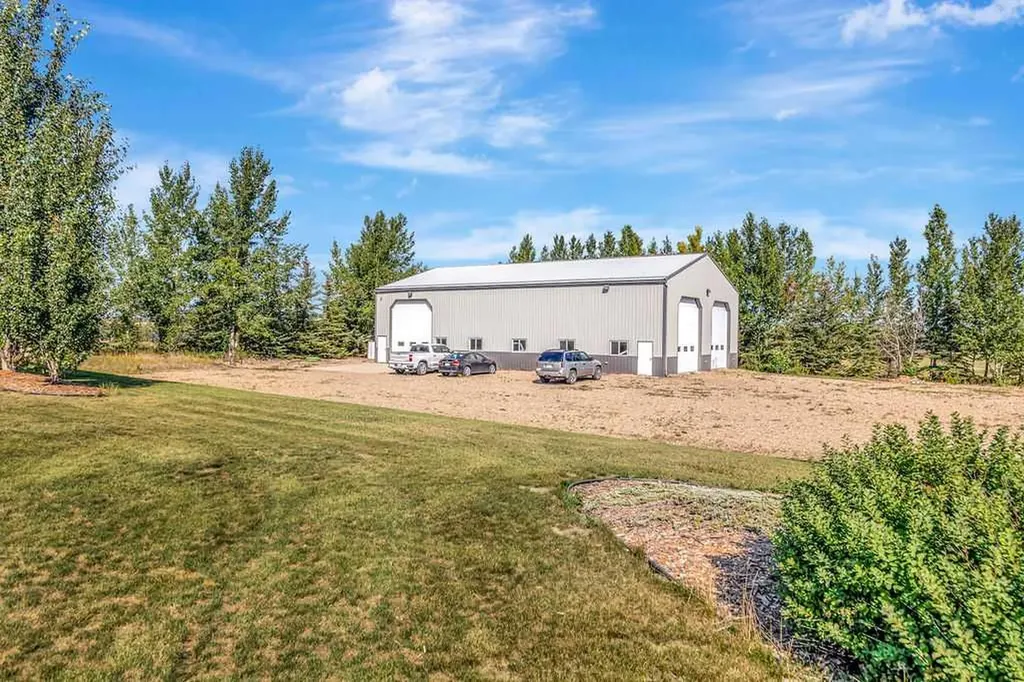 484046 Rr20 Rural Vermilion River County Of AB T9V3K5