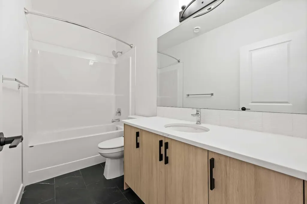 116 Mitchell Walk NW Calgary AB T3R 2G2