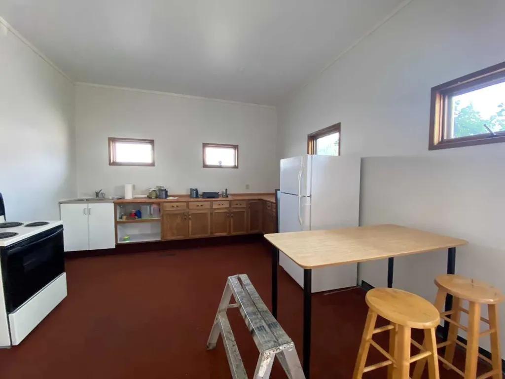 2138 213 Street Bellevue AB T0K 0C0