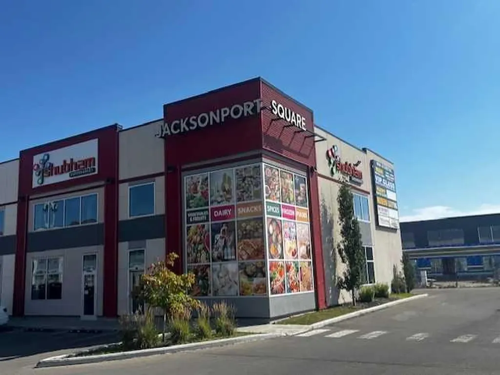 10960 42 Street NE Calgary AB T3N 2B8