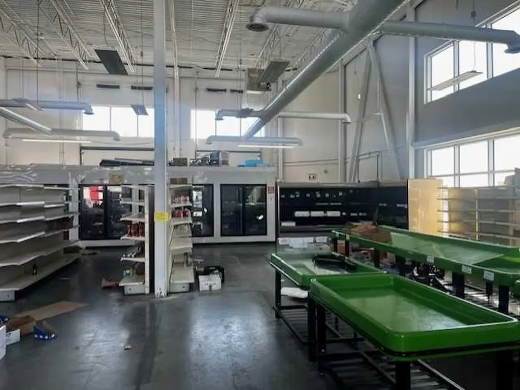 10960 42 Street NE Calgary AB T3N 2B8