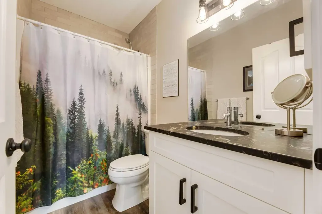 26 Eagleview Way Cochrane AB T4C 1P6