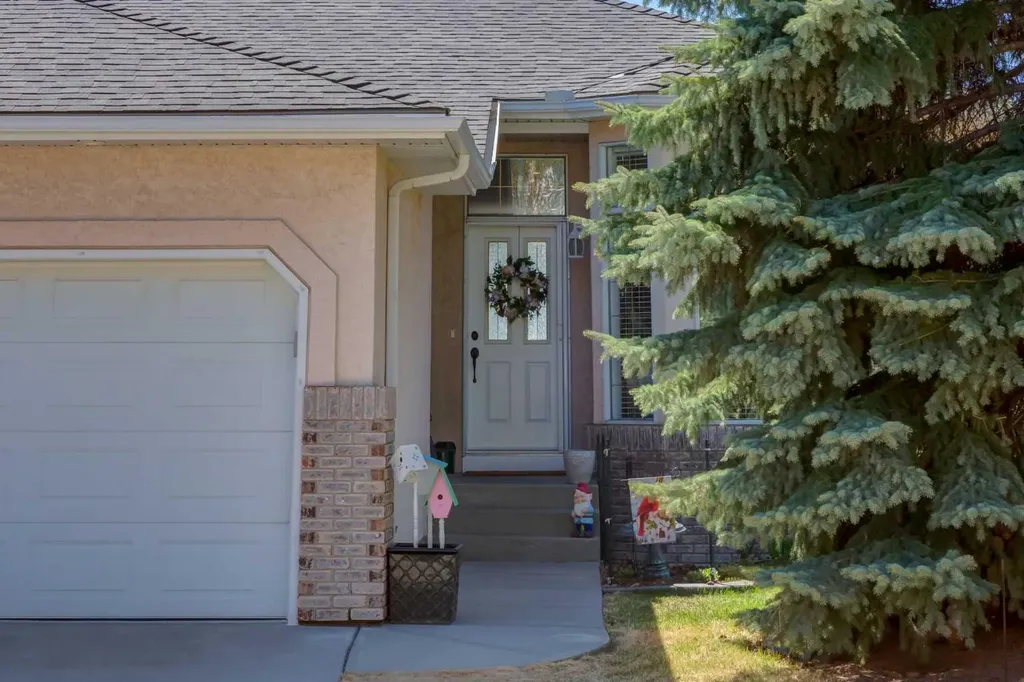 26 Eagleview Way Cochrane AB T4C 1P6