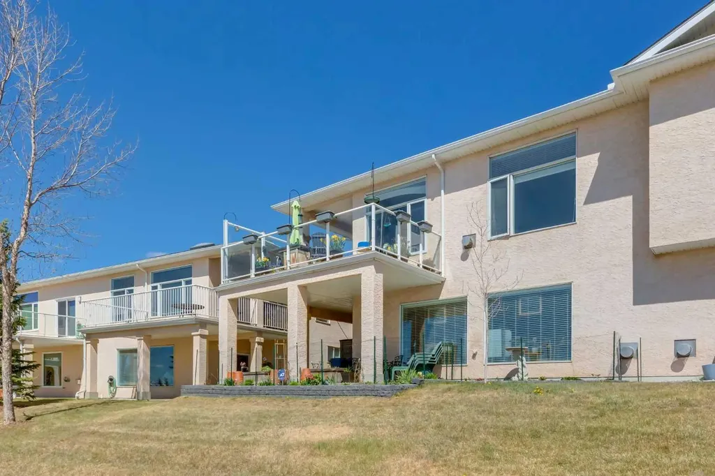 26 Eagleview Way Cochrane AB T4C 1P6