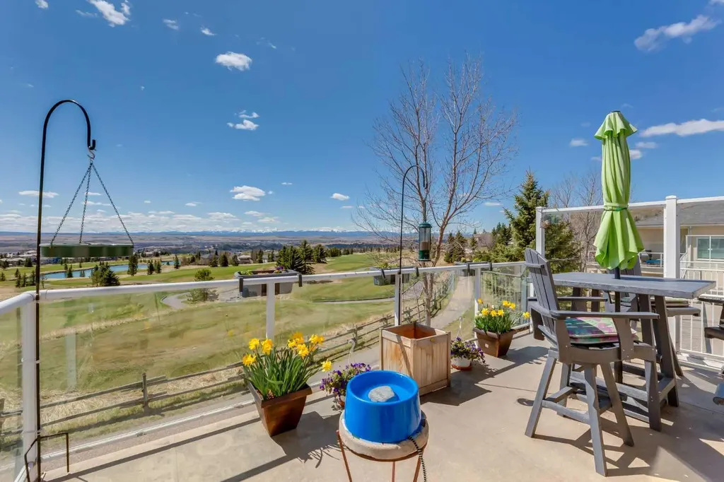 26 Eagleview Way Cochrane AB T4C 1P6