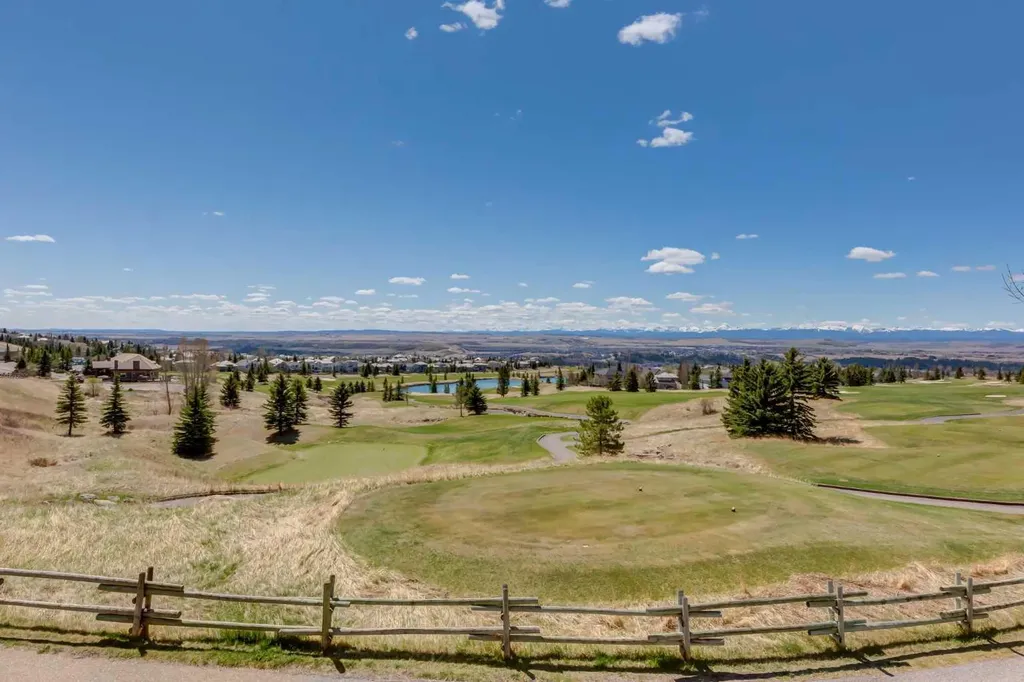 26 Eagleview Way Cochrane AB T4C 1P6
