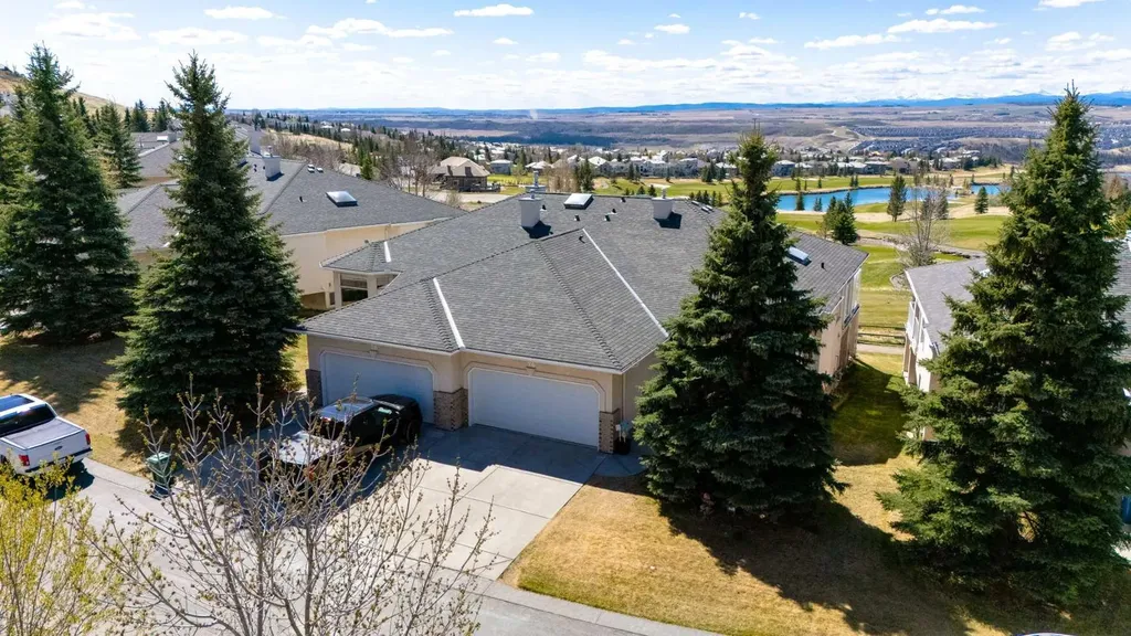 26 Eagleview Way Cochrane AB T4C 1P6