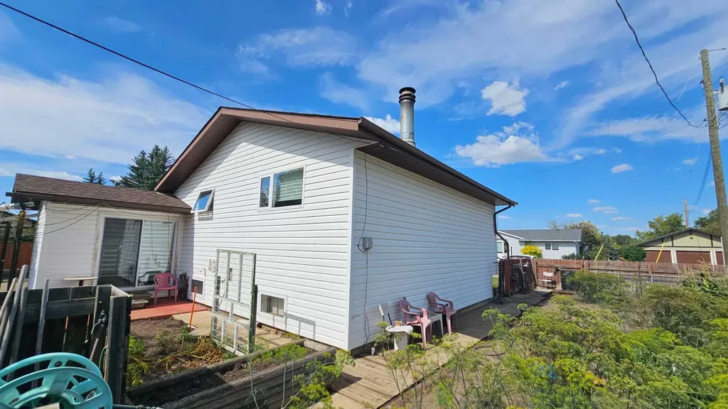 5006 55 Avenue Castor AB T0C0X0