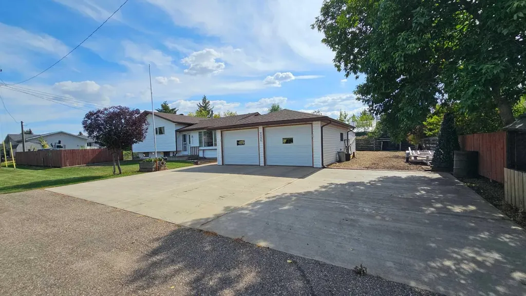 5006 55 Avenue Castor AB T0C0X0