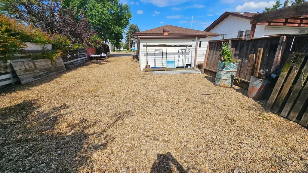 5006 55 Avenue Castor AB T0C0X0