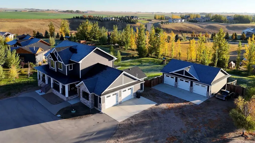 105 Whitetail Place W Shaughnessy AB T0K 2A0