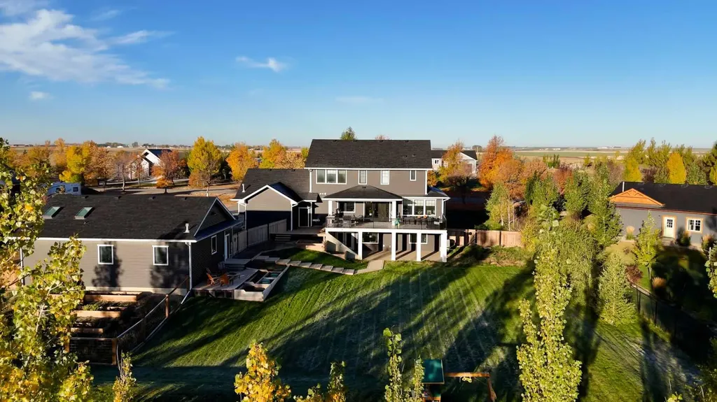 105 Whitetail Place W Shaughnessy AB T0K 2A0