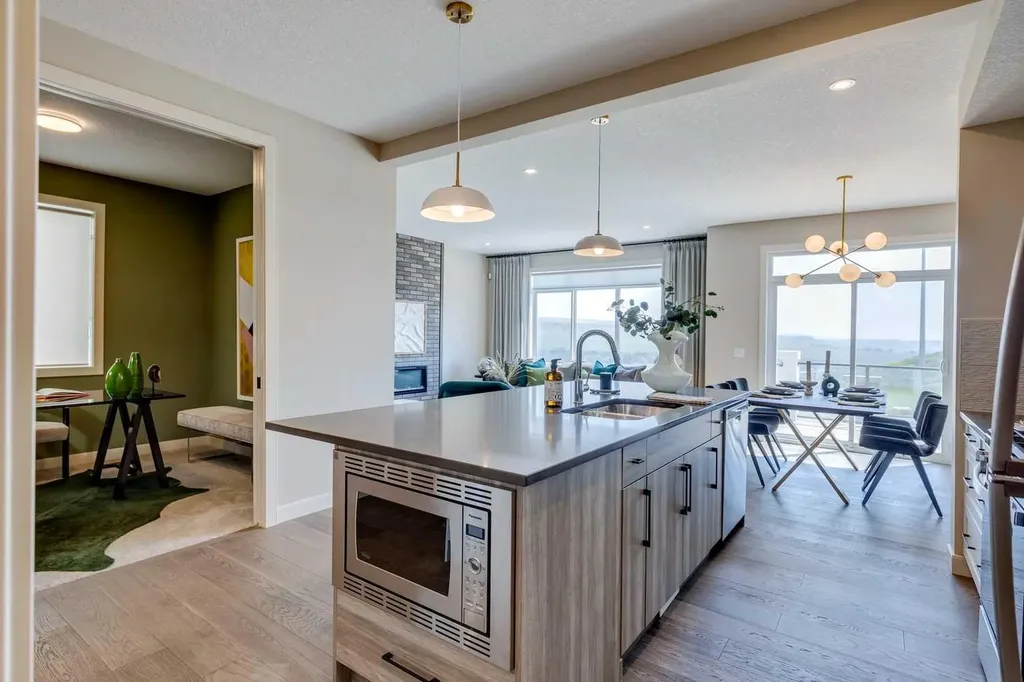 111 Sundown Crescent Cochrane AB T4C 1Y3