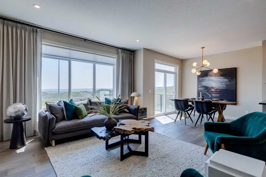 111 Sundown Crescent Cochrane AB T4C 1Y3