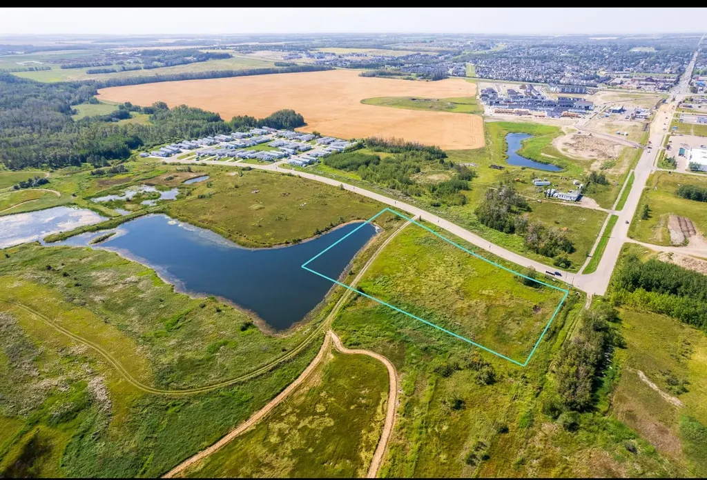 47 Avenue Bayshore Drive Sylvan Lake AB T4S 0A7