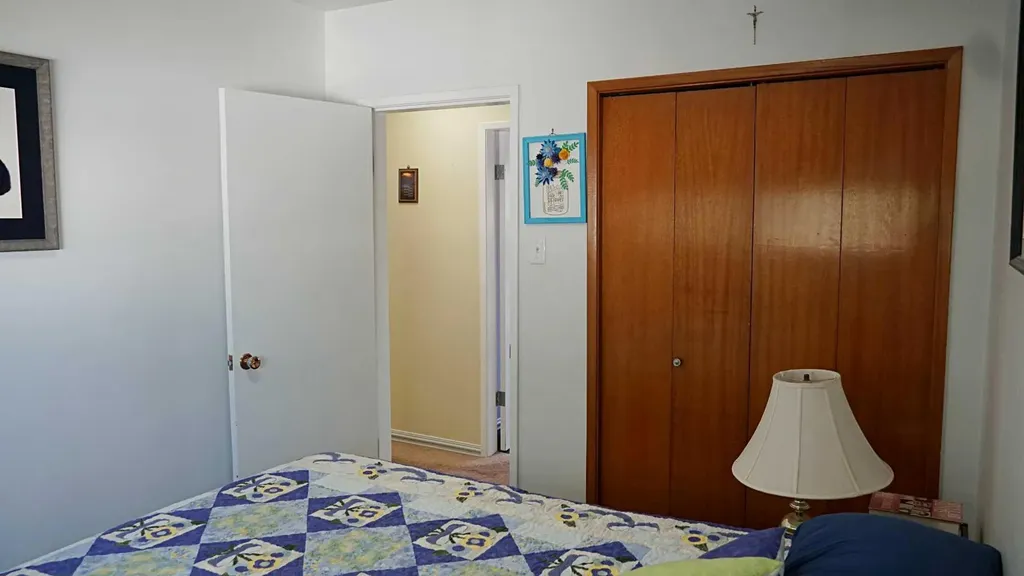 101 2nd Street E Derwent AB T0B 1C0